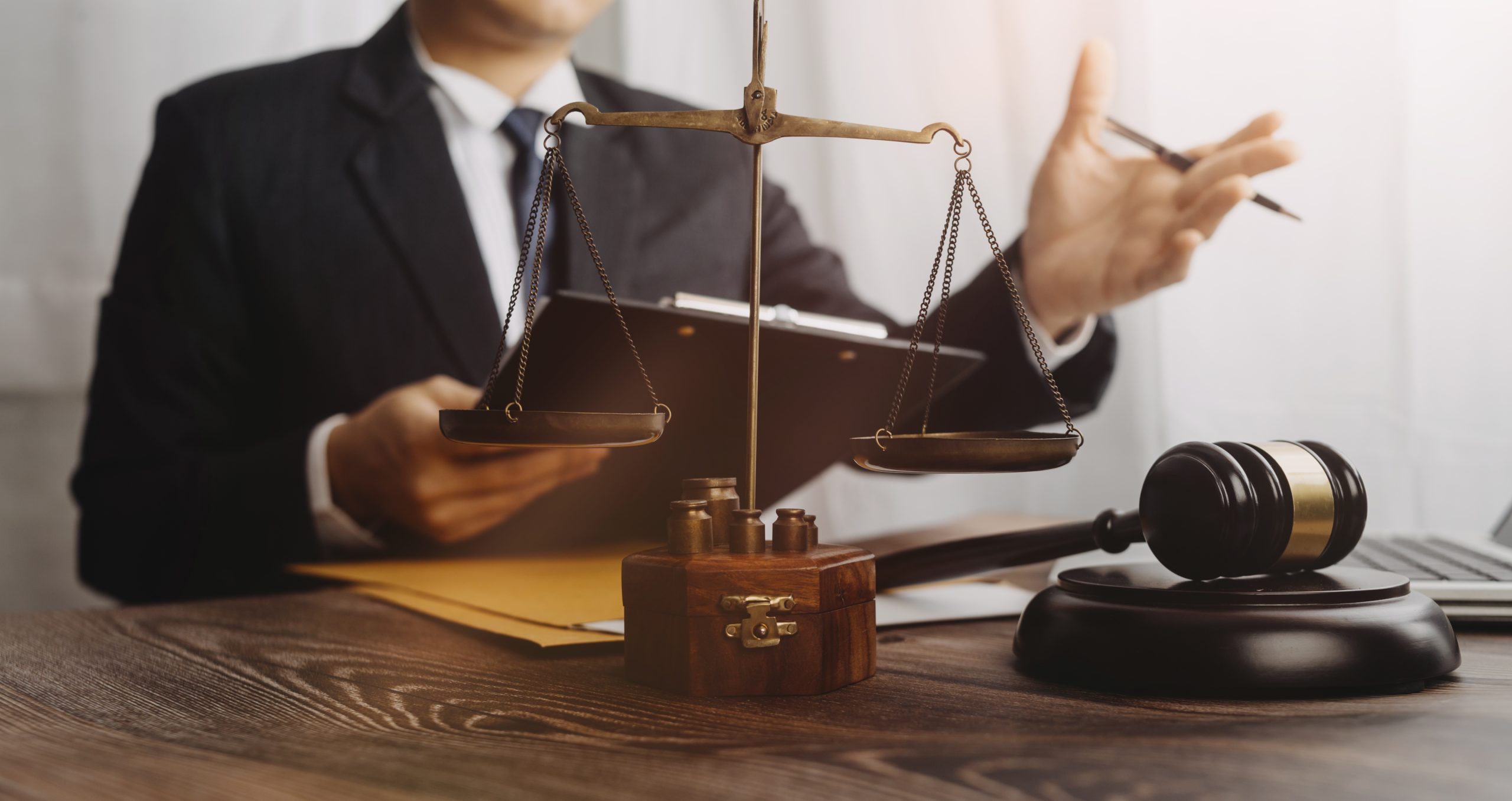 Medical Consulting that Speaks the Language of Law